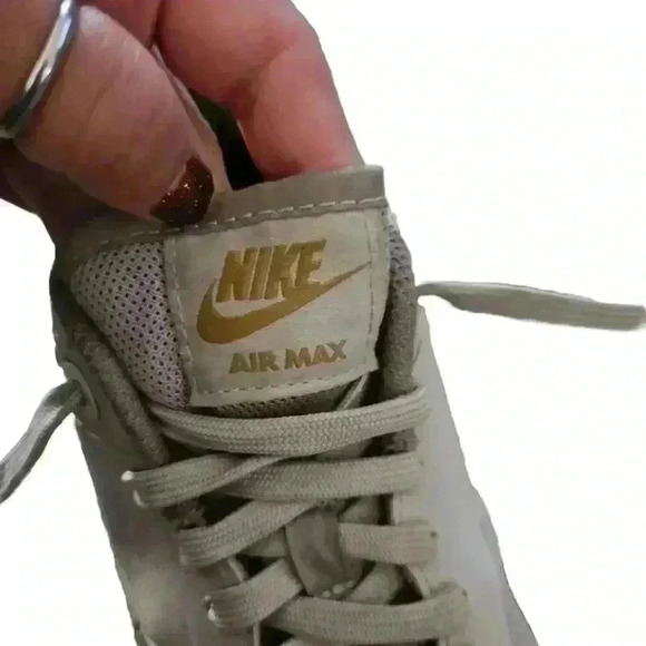 Nike Womens Air Max 1 Ultra Essentials 'String Iron Metallic Gold' 9 - Picture 12 of 14